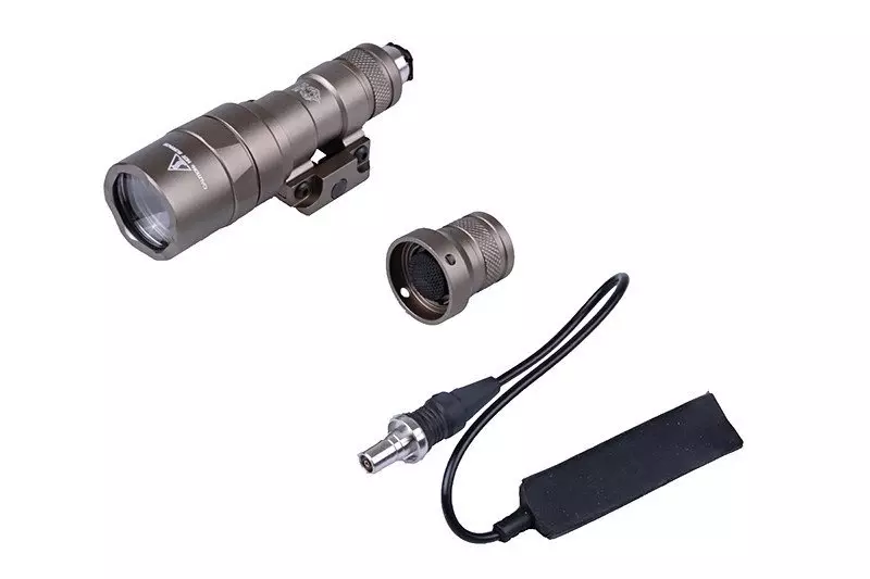 M300B Scout tactische zaklamp – donkere aarde