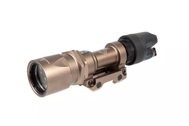 M951 Tactische zaklamp – donkere aarde